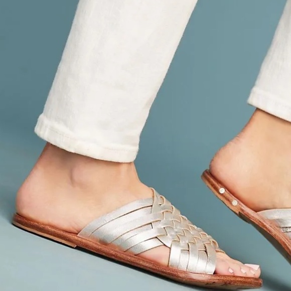 NWT Beek by Two Birds Silver Woven Sandal - Picture 5 of 12